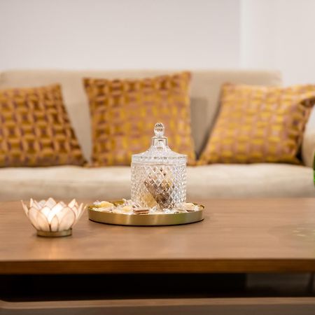 London Nino Apartments ภายนอก รูปภาพ