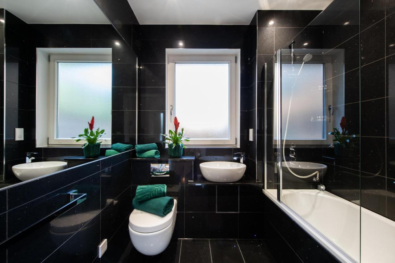 London Nino Apartments ภายนอก รูปภาพ