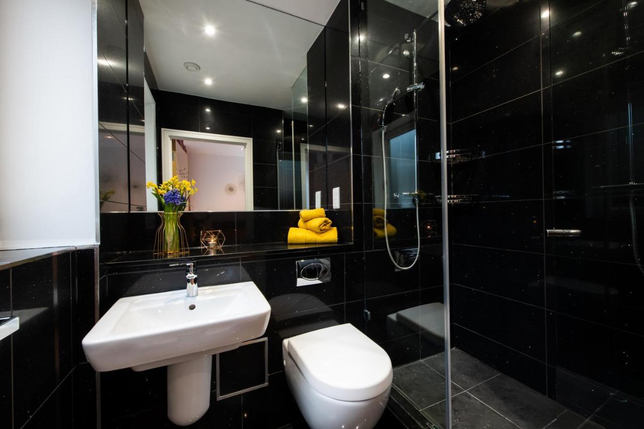 London Nino Apartments ภายนอก รูปภาพ