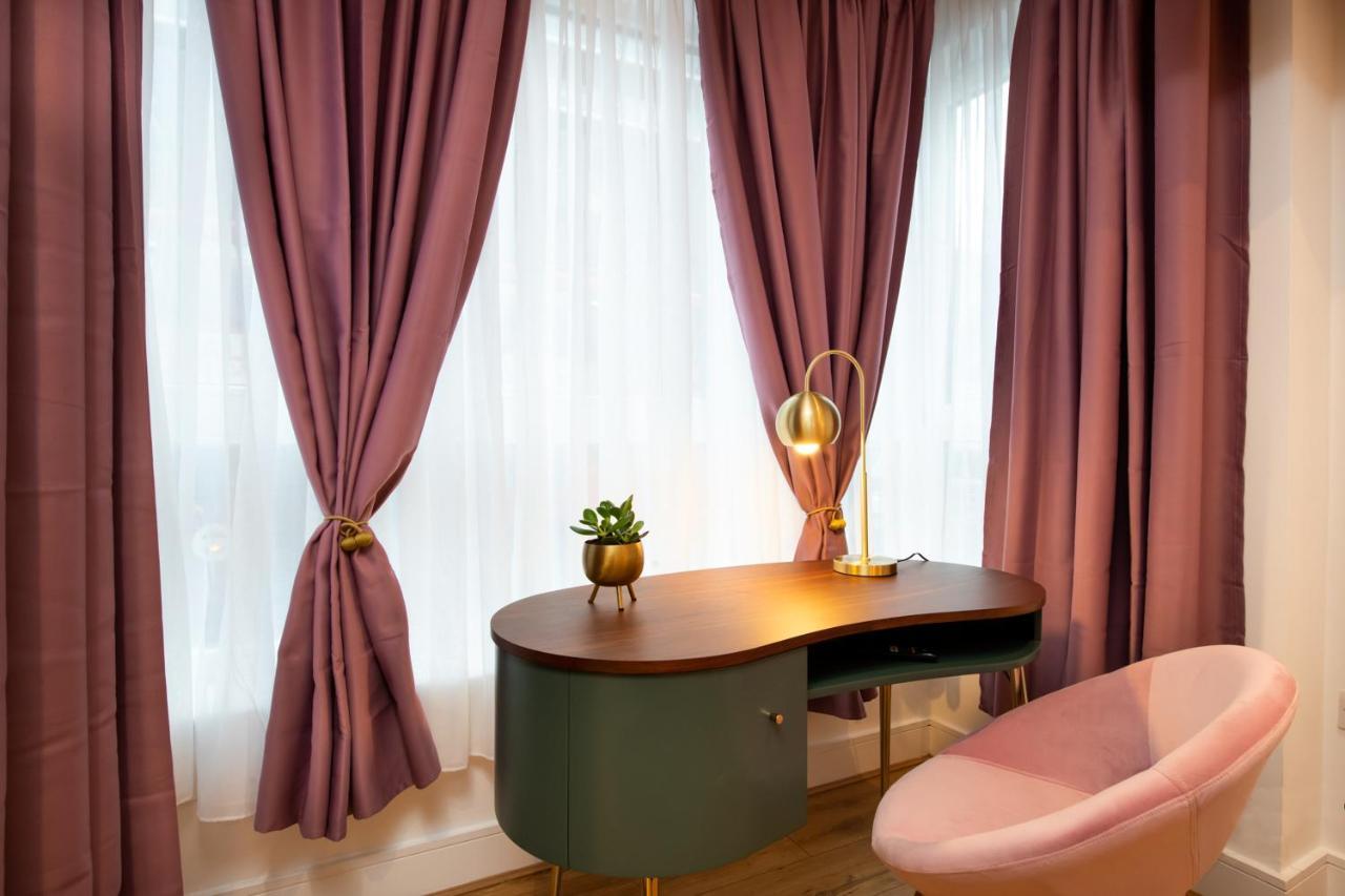 London Nino Apartments ภายนอก รูปภาพ